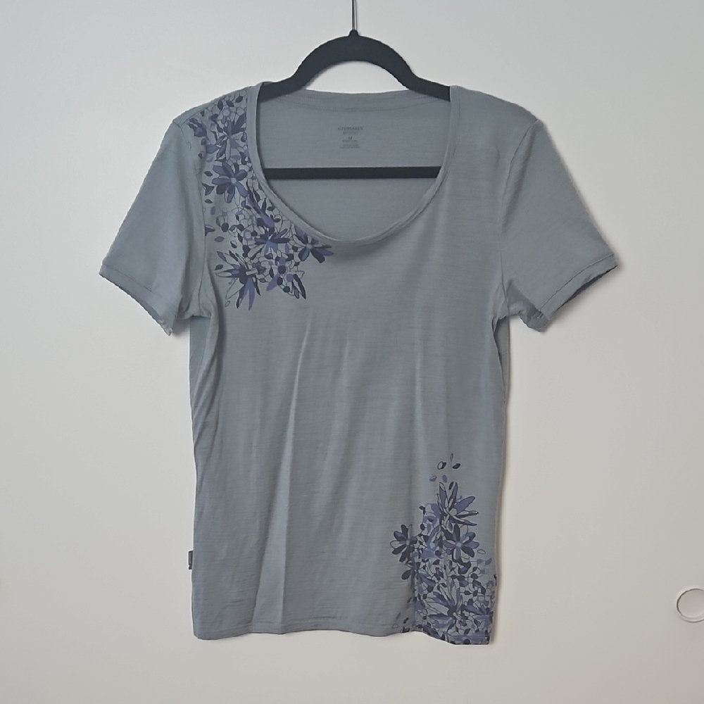 Icebreaker Women's Tee Gray with purple flowers